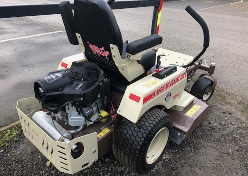 Grasshopper 124V-48 Ride On Mower