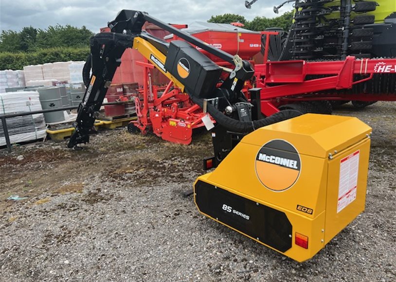 Mc Connell PA7285T Hedgecutter