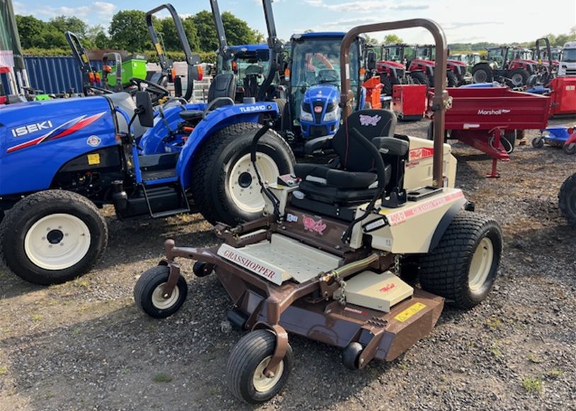 Grasshopper 400D-61 Ride On Mower
