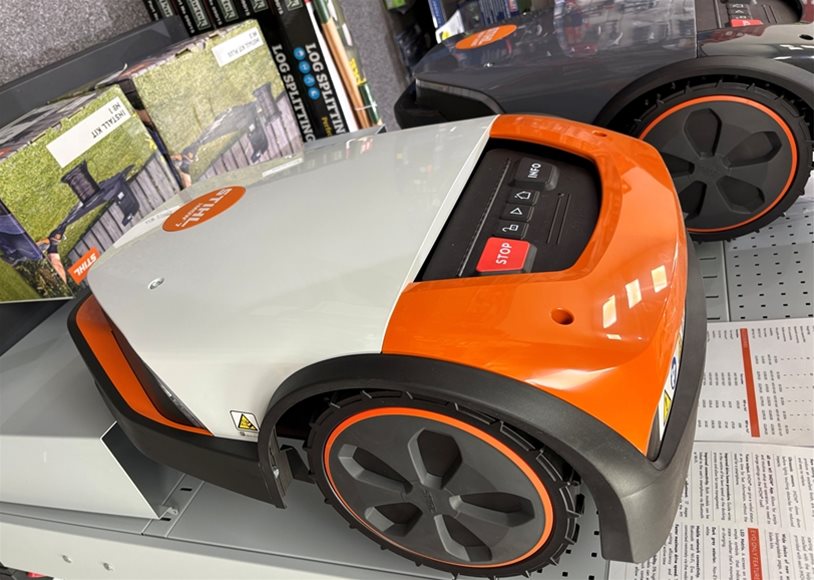 Stihl IMOW 7 Robotic Mower