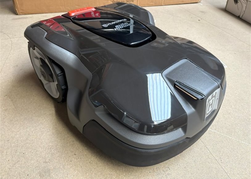 Husqvarna 405X Robotic Mower