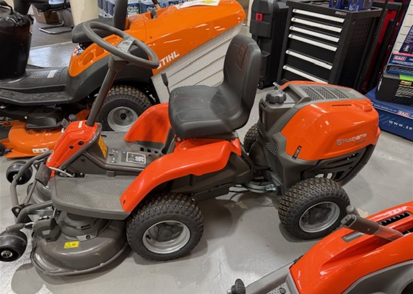 Husqvarna R112C Ride On Mower