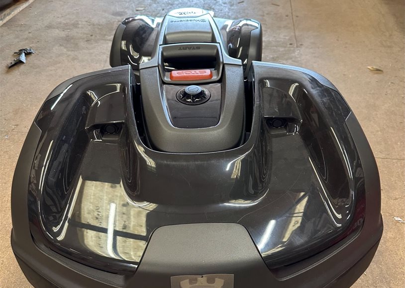 Husqvarna 435X Robotic Mower