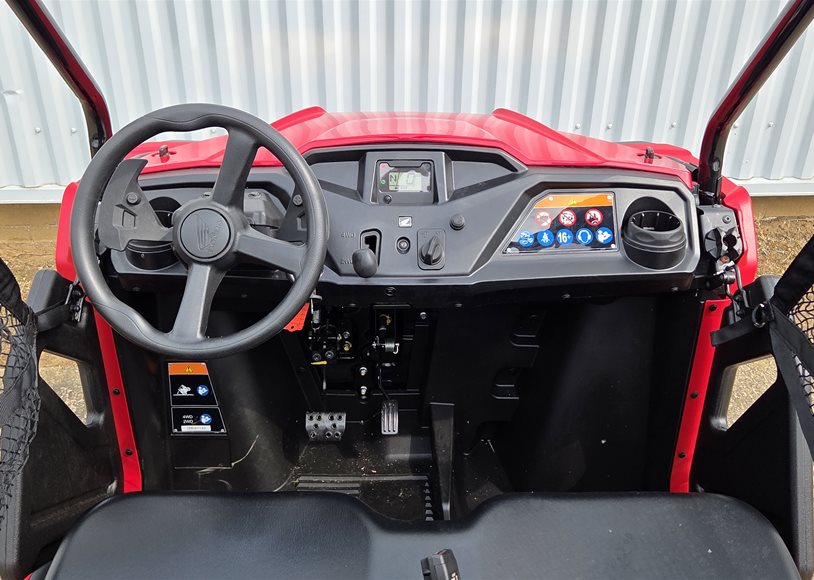 Honda PIONEER Atv