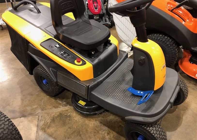 Stiga 372E Mower