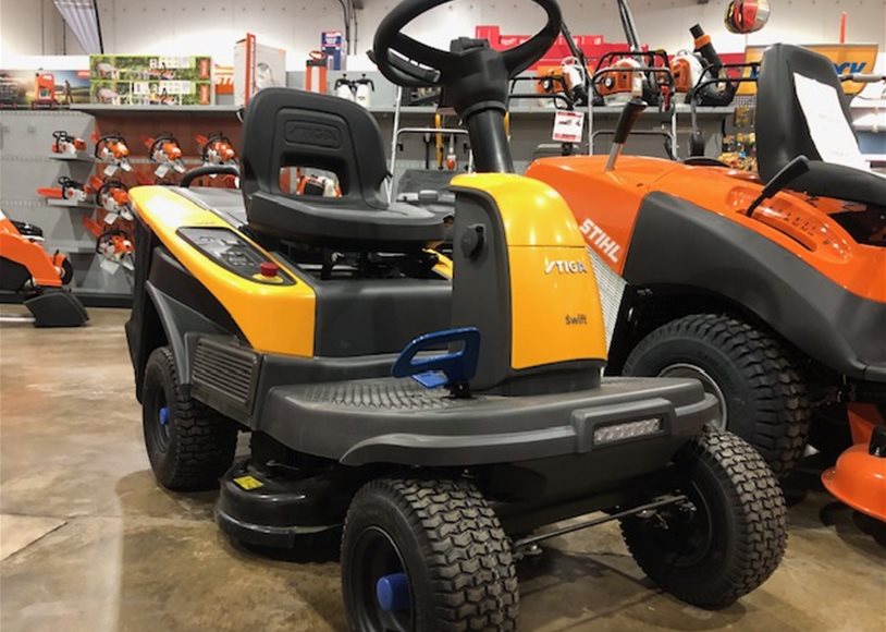 Stiga 372E Mower