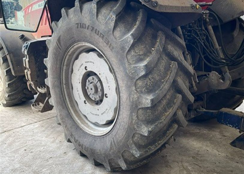 Massey Ferguson 7726EXD6 Tractor