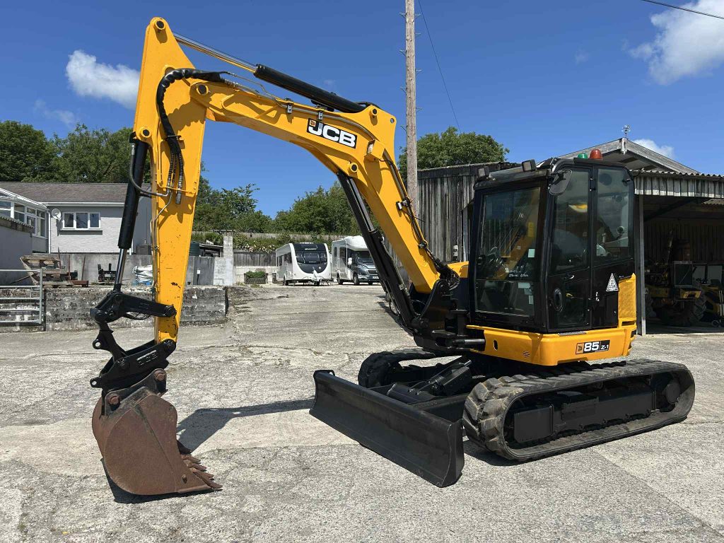 JCB 85Z-1