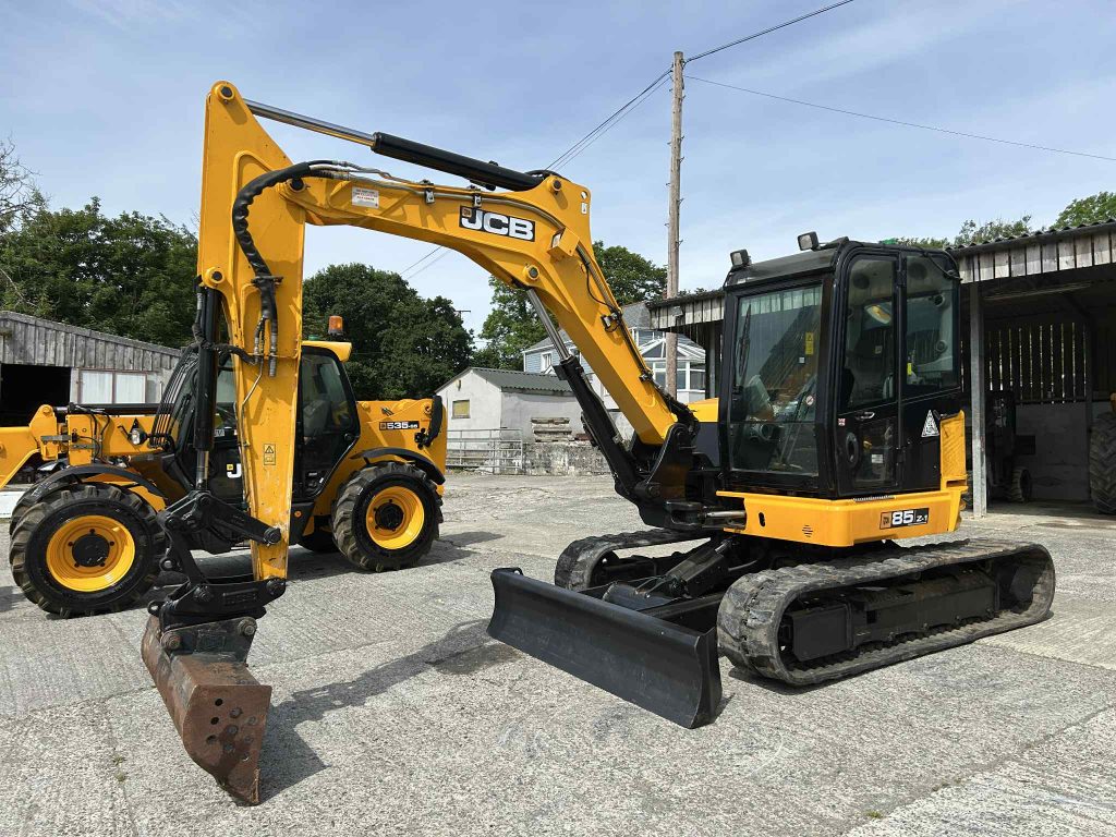 JCB 85Z-1