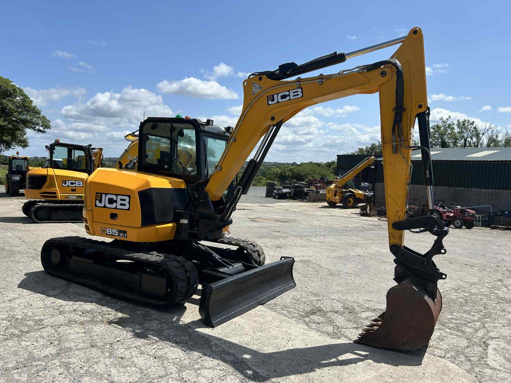 JCB 85Z-1