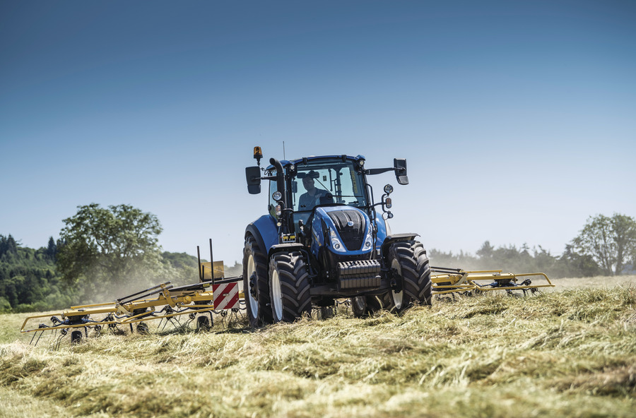 NEW HOLLAND PROTED 880
