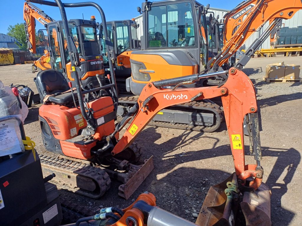 KUBOTA MICRO DIGGER 0.8