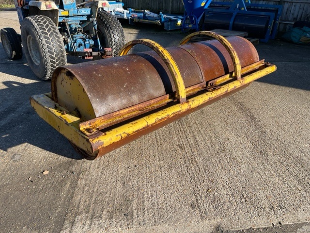 Grays 8ft x 30 Water Filled Roll