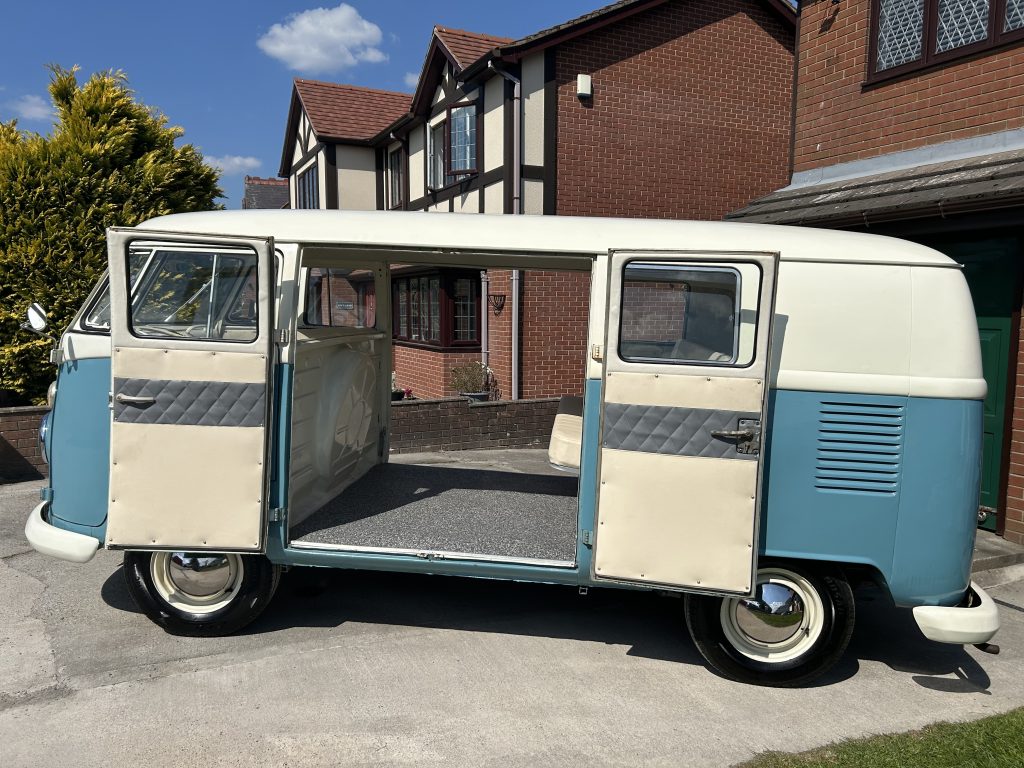 Rare VW 1964 T2 Split Screen with barn doors on both sides