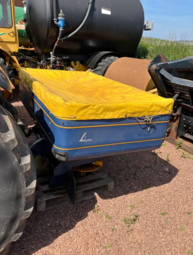 KRM Fertiliser Spreader