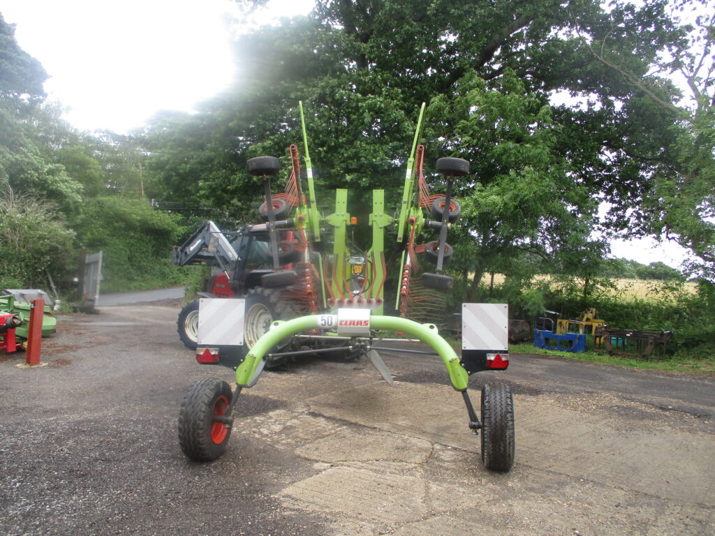 TWIN ROTOR RAKE