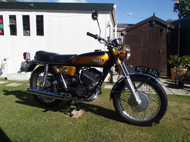 Yamaha YDS7 250cc 1972 UK Bike