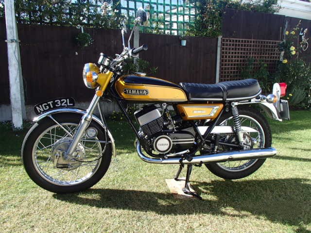 Yamaha YDS7 250cc 1972 UK Bike