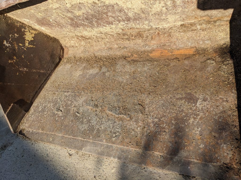 Manitou Grain Bucket
