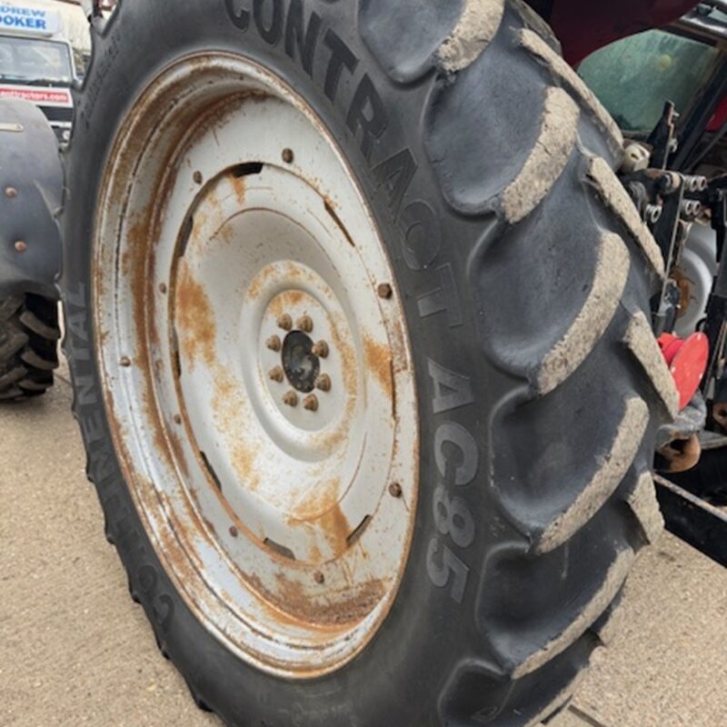 Set of Rowcrop Wheels and Tyres