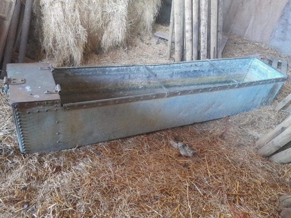 Trough