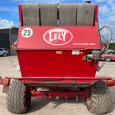 Lely Welger RP435 Master Belt Round Baler