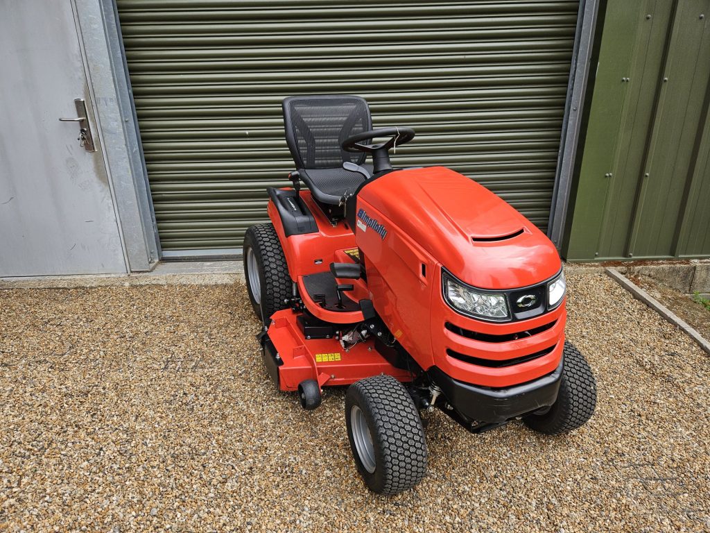 Simplicity Conquest petrol ride on mower