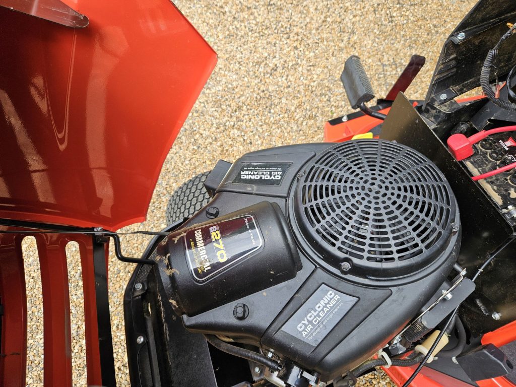 Simplicity Conquest petrol ride on mower