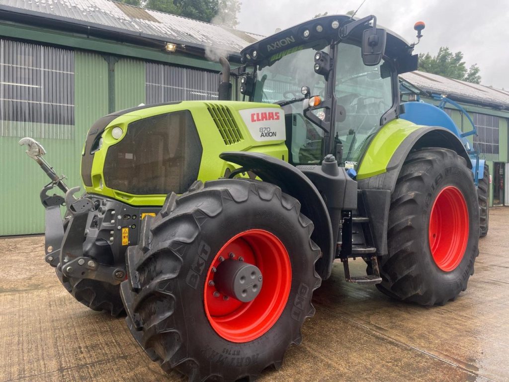 CLAAS AXION 870