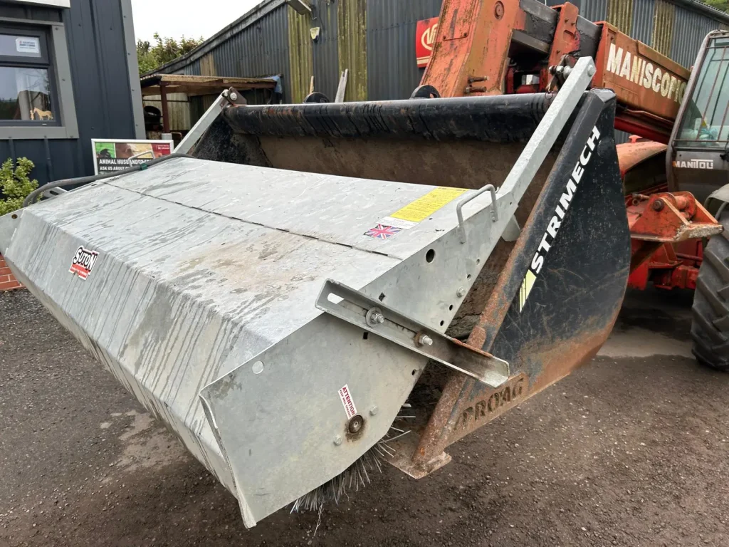 Strimech Bucket Brush