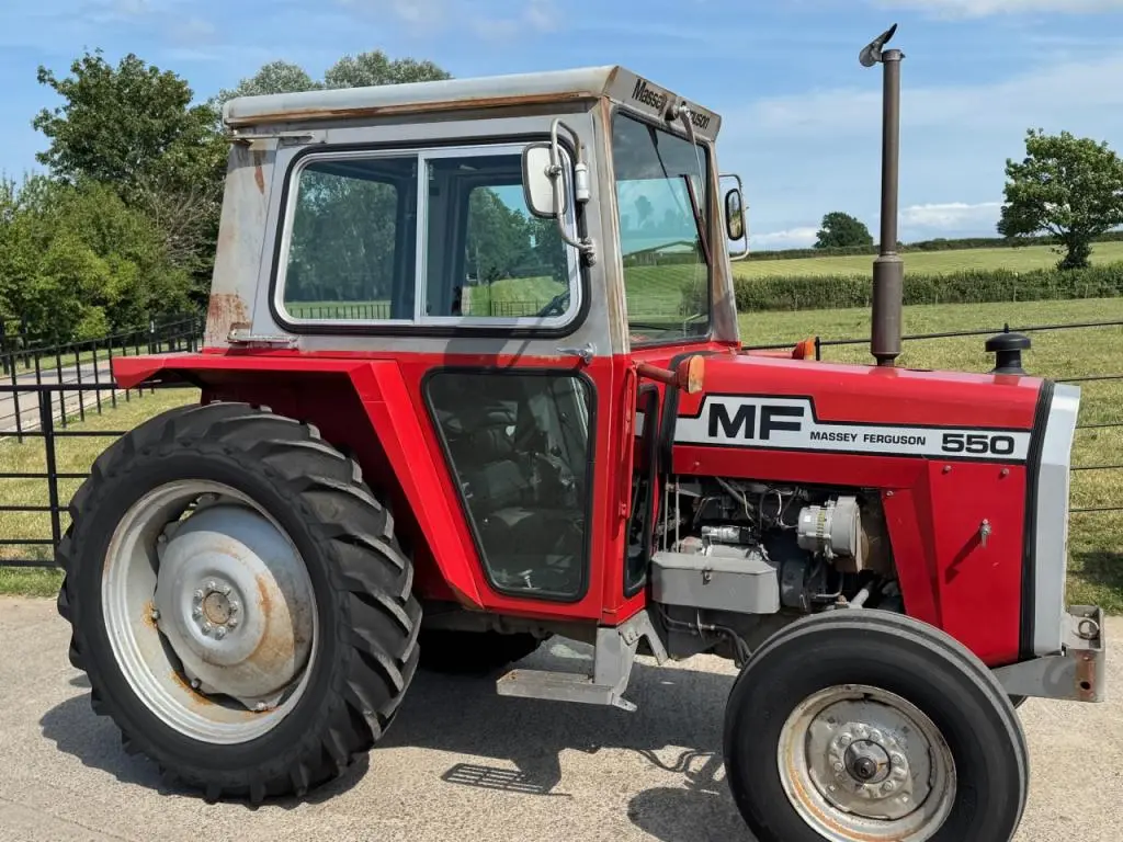 Massey Ferguson 550, 1979, 1,486 hours