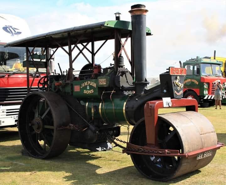 Aveling and porter steam roller