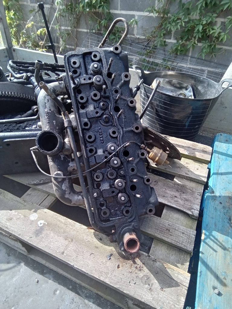 Engine parts for a case 1494 engine
