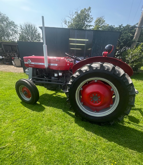 Massey Ferguson 135