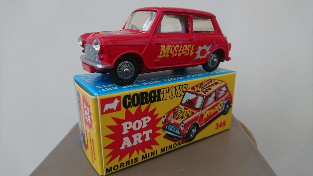 Corgi mini pop art no 349