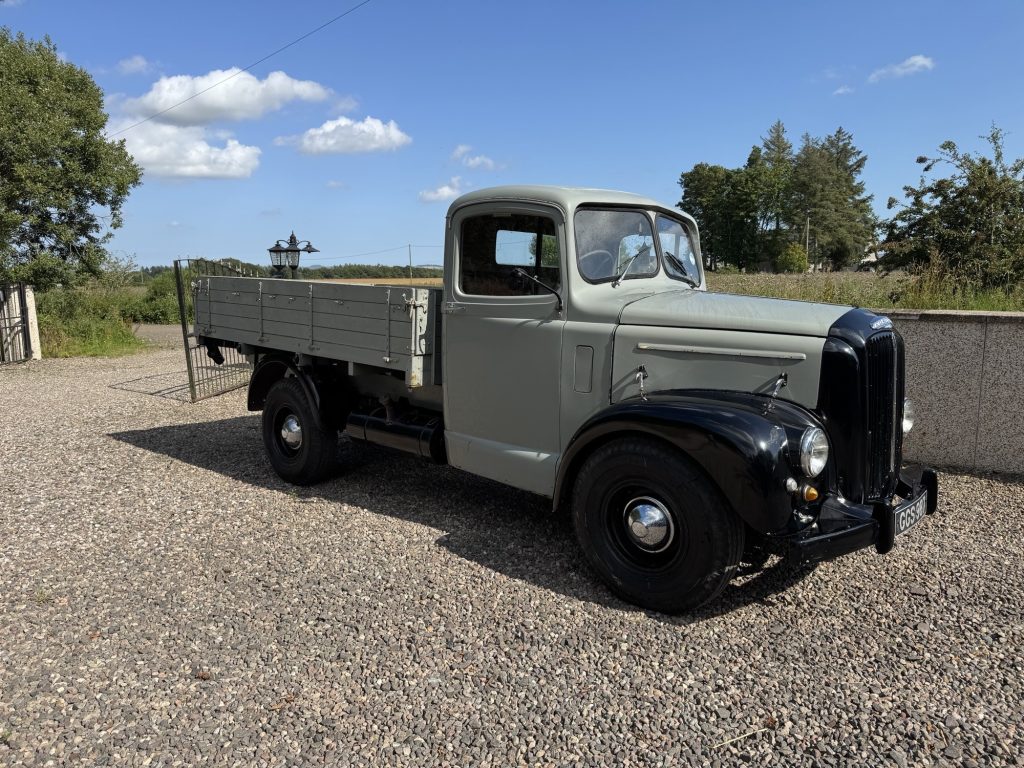 Morris commercial LC5 1955 1.5 ton truck