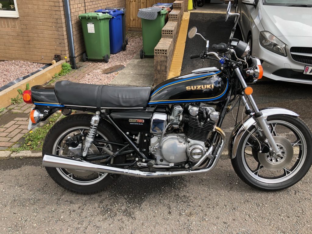 SUZUKI GS750