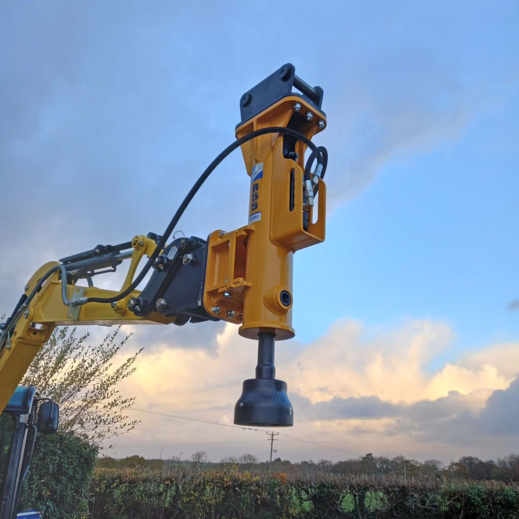 Arrowhead R55 Hydraulic Breaker 2.7T-4T