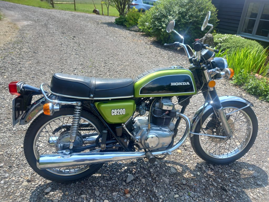 Honda CB200