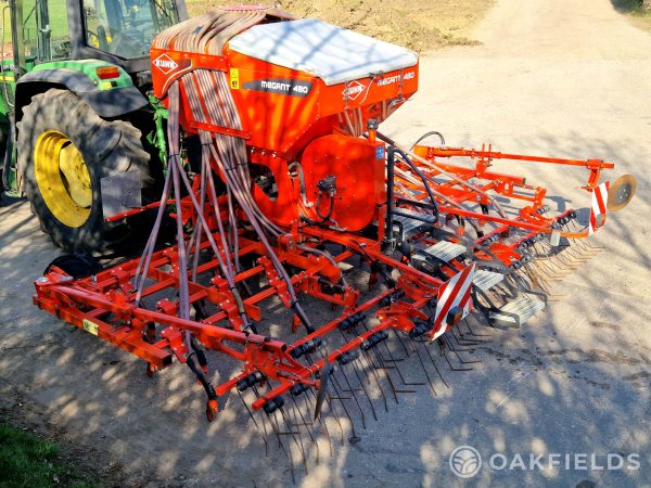 2011 Kuhn Megant 4.8m Tine Seeder