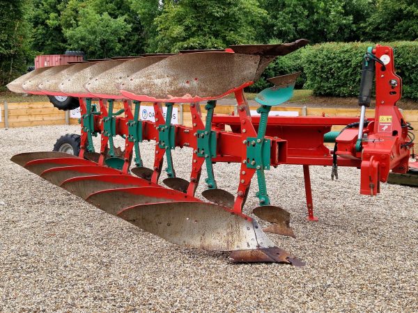 2016 Kverneland LO 85-300 7 Furrow On-land / In-furrow Plough