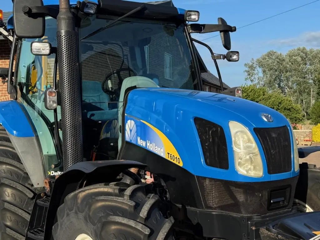 New Holland T6010 Delta, 05/2009, 3,491 hours