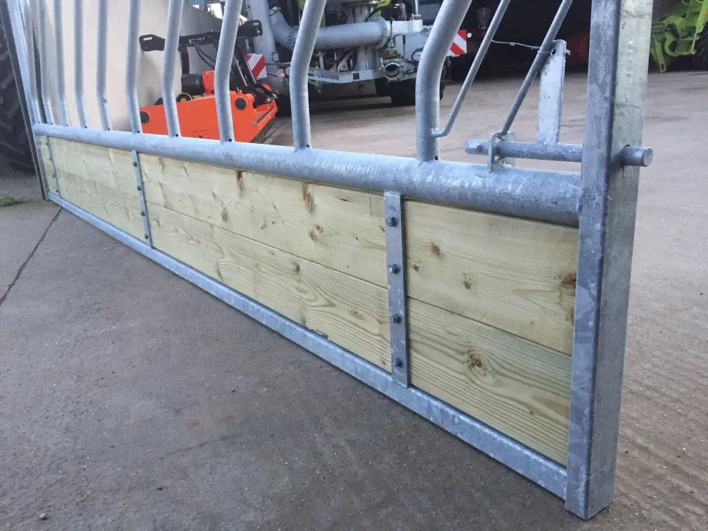 Condon Engineering hinged gate barrier, NEW