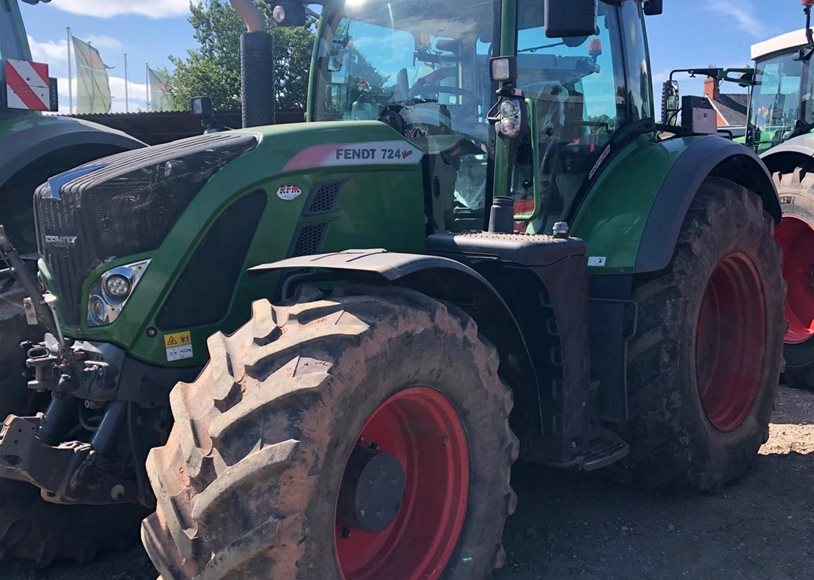 Fendt 724 Tractor