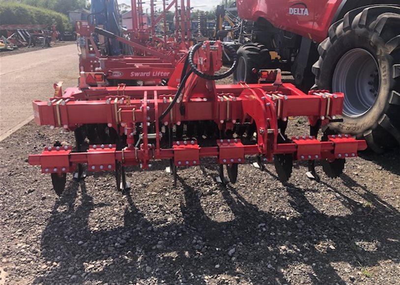 He-Va STEALTH Subsoiler