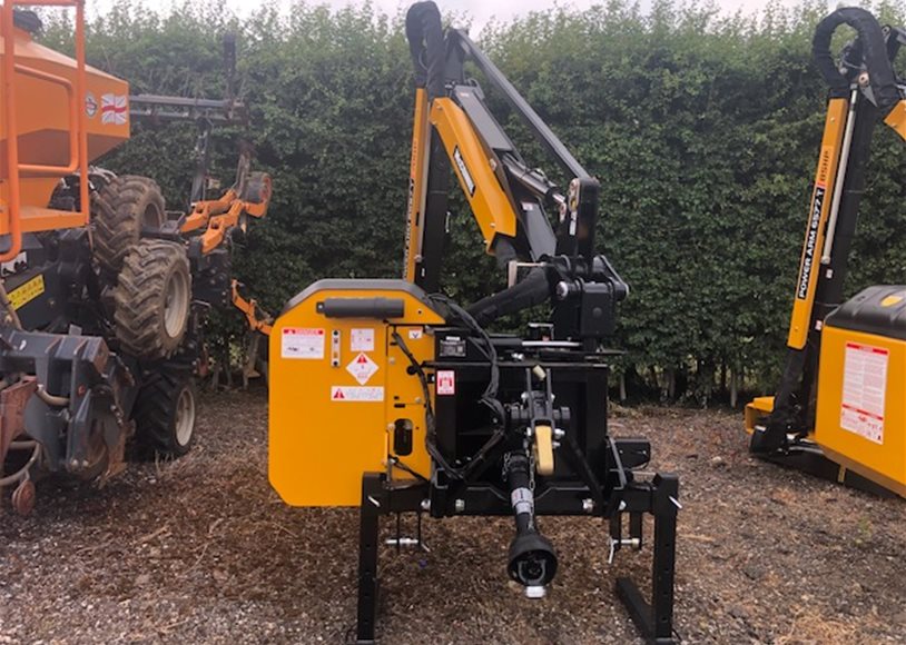 Mc Connell PA6567T Hedgecutter