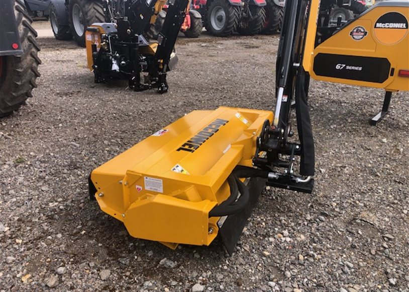 Mc Connell PA6567T Hedgecutter