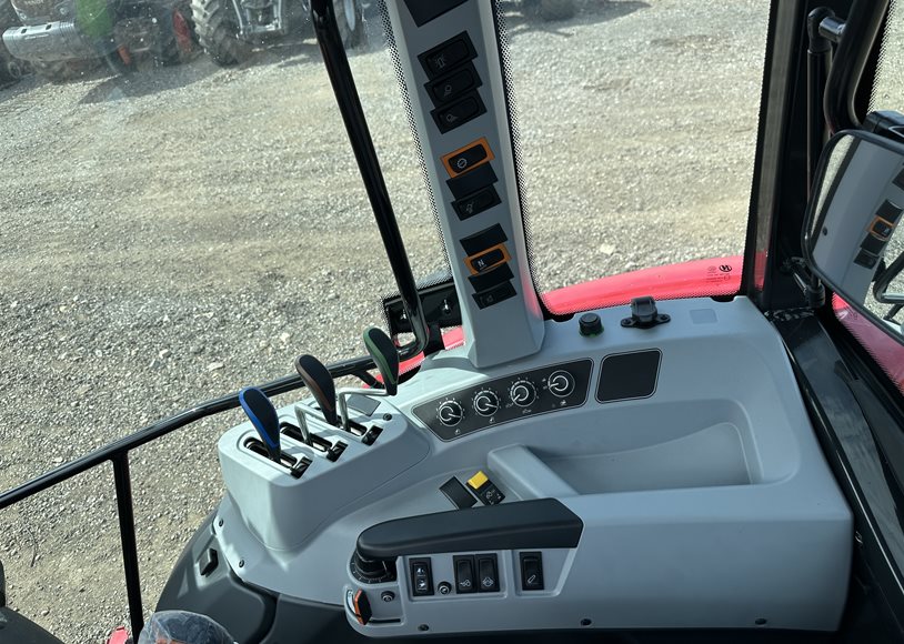Valtra A95SH Tractor