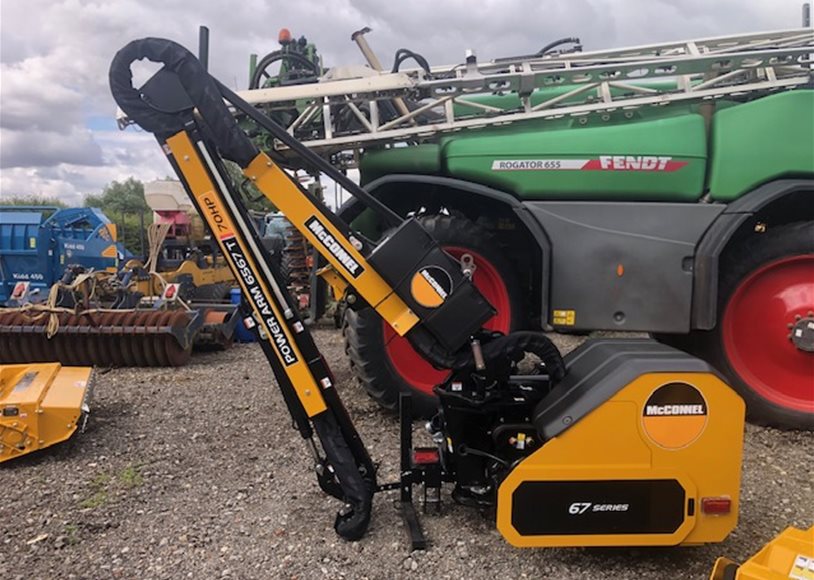 Mc Connell PA6567T Hedgecutter