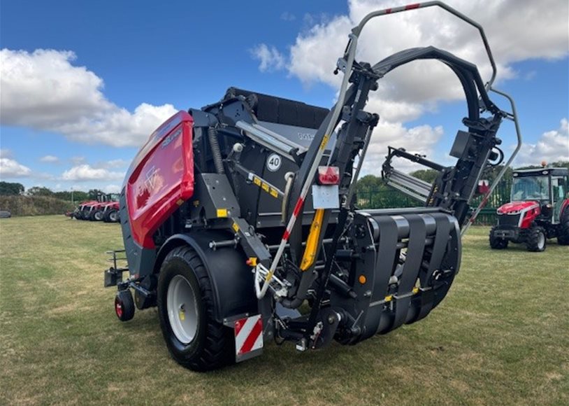 Massey Ferguson RB4160V Baler (Round)